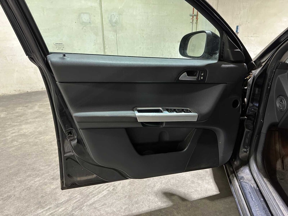 Volvo V50 2.0 D3 R-Design Pro Edition 150pk 2011, NK-210-T