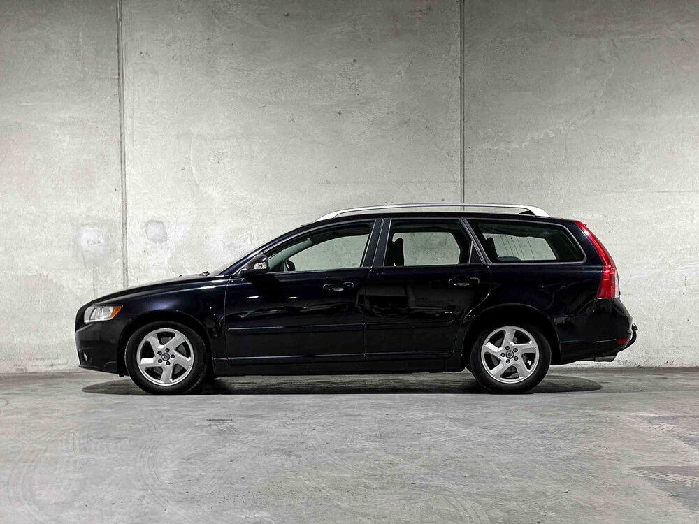 Volvo V50 2.0 D3 R-Design Pro Edition 150pk 2011, NK-210-T