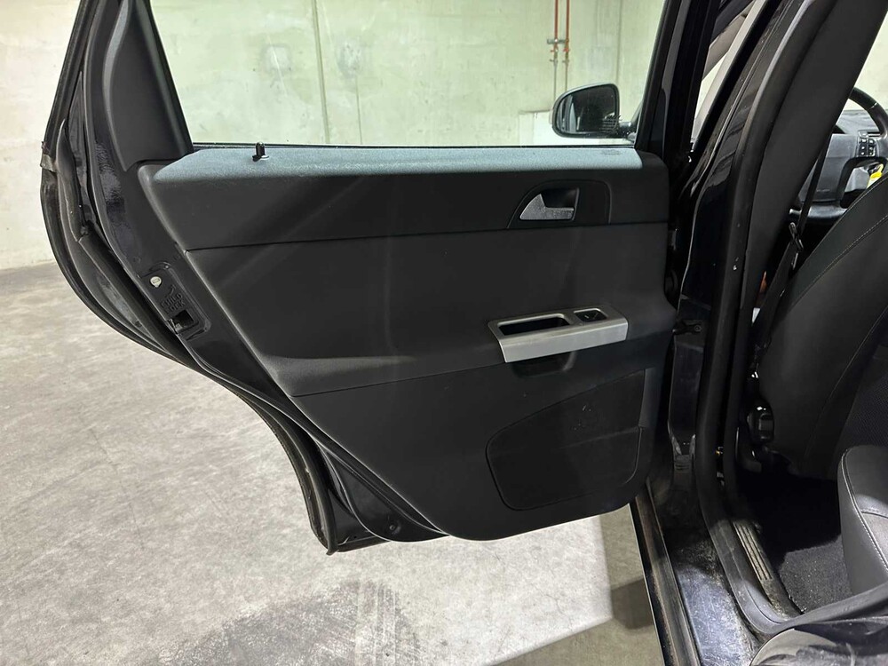 Volvo V50 2.0 D3 R-Design Pro Edition 150pk 2011, NK-210-T