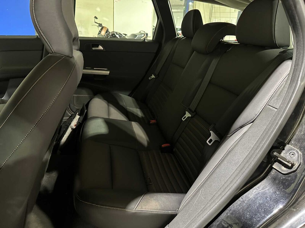 Volvo V50 2.0 D3 R-Design Pro Edition 150pk 2011, NK-210-T