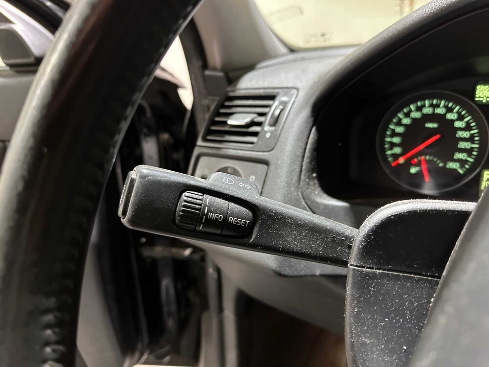 Volvo V50 2.0 D3 R-Design Pro Edition 150pk 2011, NK-210-T