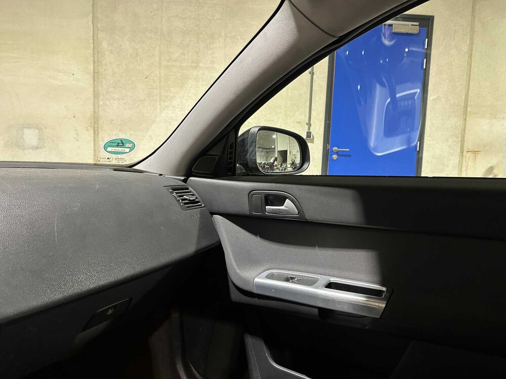 Volvo V50 2.0 D3 R-Design Pro Edition 150pk 2011, NK-210-T