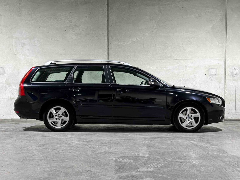 Volvo V50 2.0 D3 R-Design Pro Edition 150pk 2011, NK-210-T