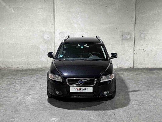 Volvo V50 2.0 D3 R-Design Pro Edition 150pk 2011, NK-210-T