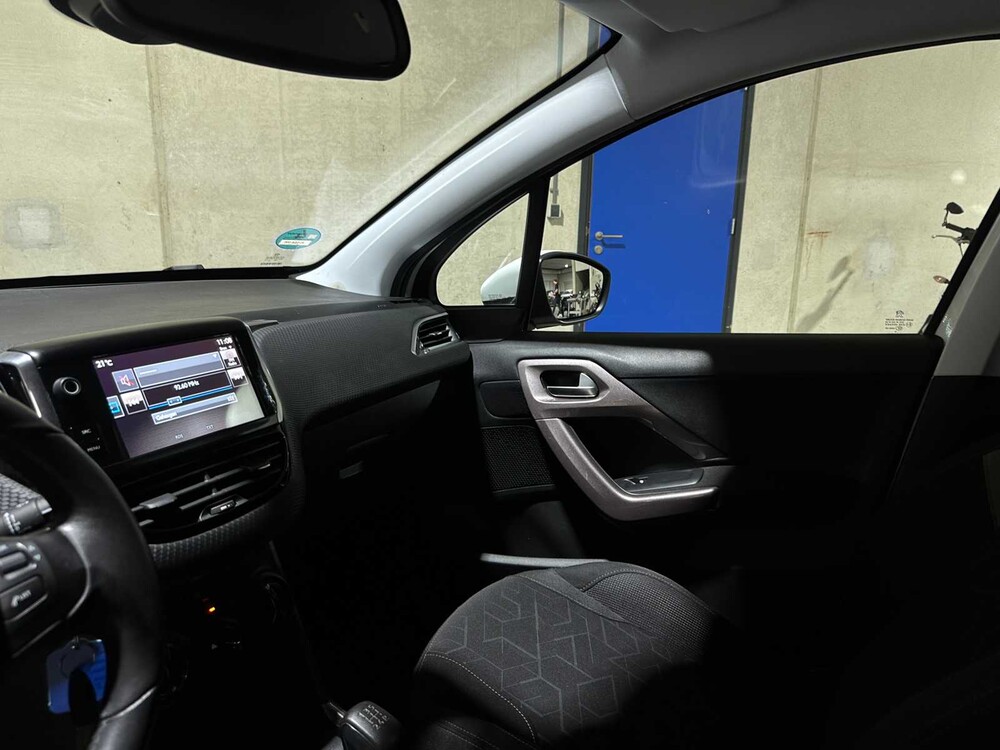 Peugeot 2008 1.2 PureTech Urban Cross 82pk 2016, R-164-VR