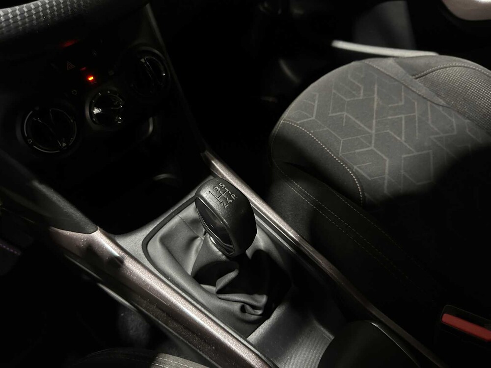 Peugeot 2008 1.2 PureTech Urban Cross 82pk 2016, R-164-VR