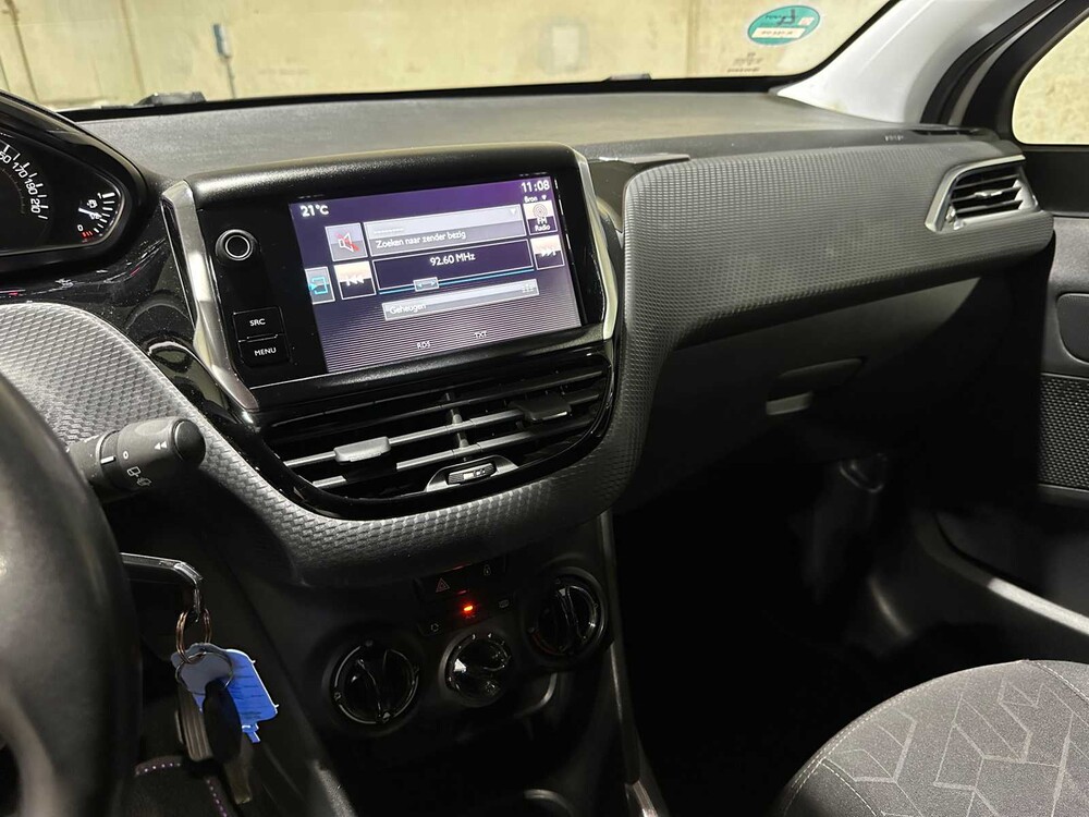 Peugeot 2008 1.2 PureTech Urban Cross 82pk 2016, R-164-VR