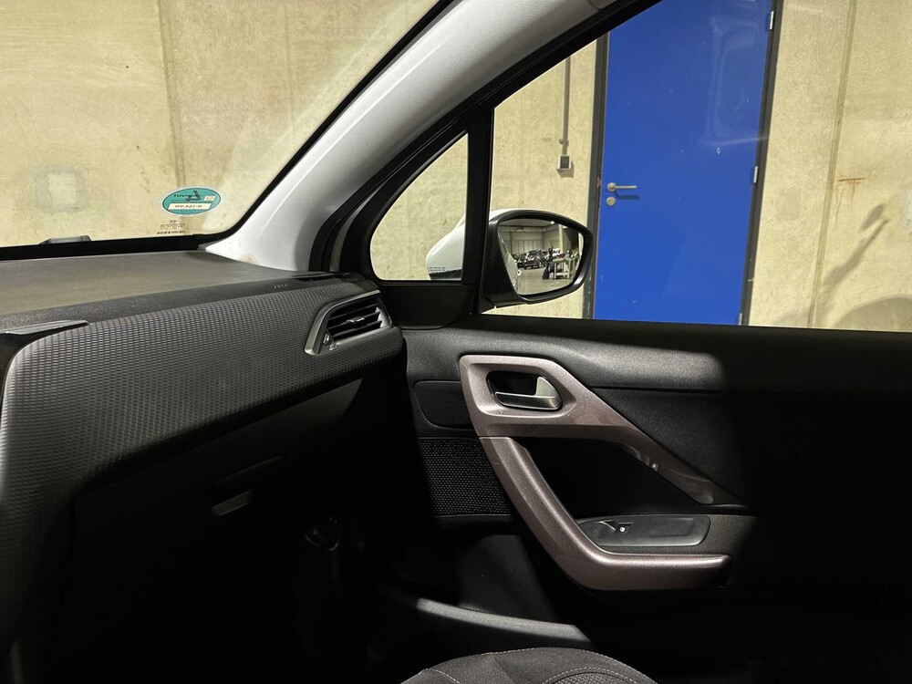 Peugeot 2008 1.2 PureTech Urban Cross 82pk 2016, R-164-VR