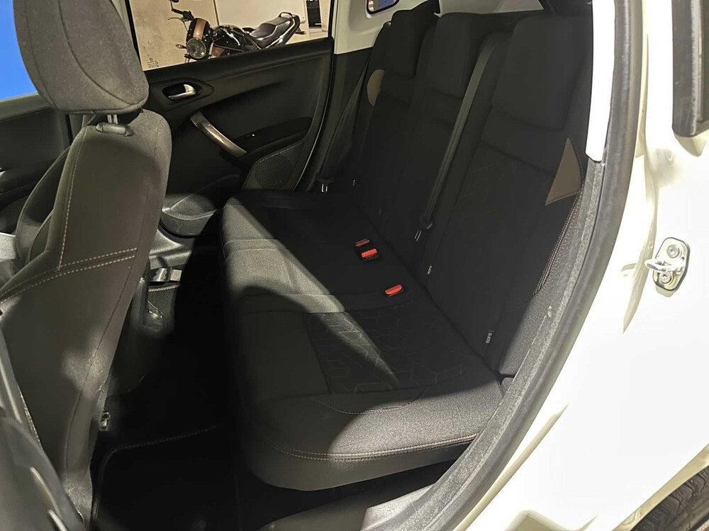 Peugeot 2008 1.2 PureTech Urban Cross 82pk 2016, R-164-VR