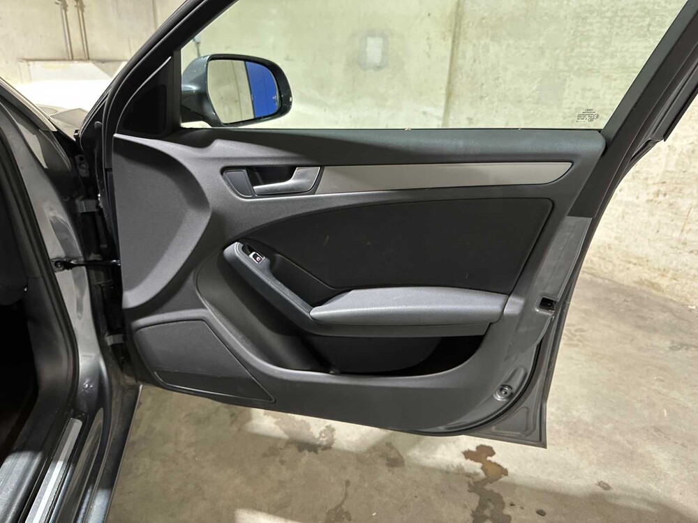 Audi A4 Avant 2.0 TDI ultra Business Edition 136pk 2014, 6-TSP-29