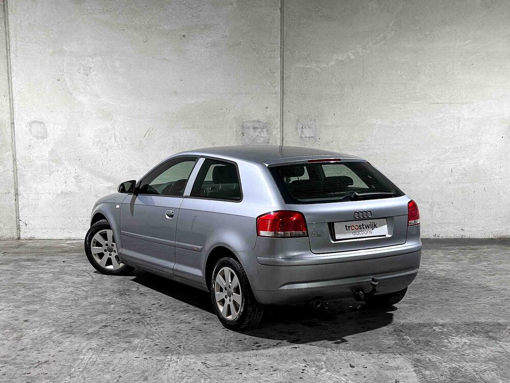 Audi A3 1.6 Ambition 102pk 2006, 20-TH-VG