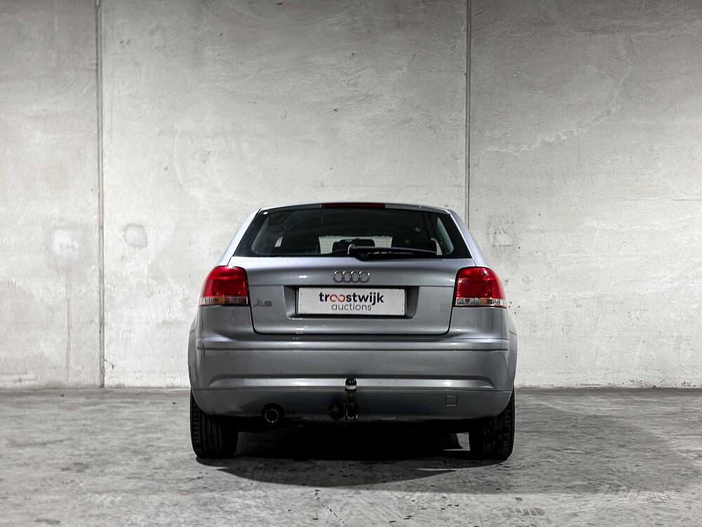 Audi A3 1.6 Ambition 102pk 2006, 20-TH-VG
