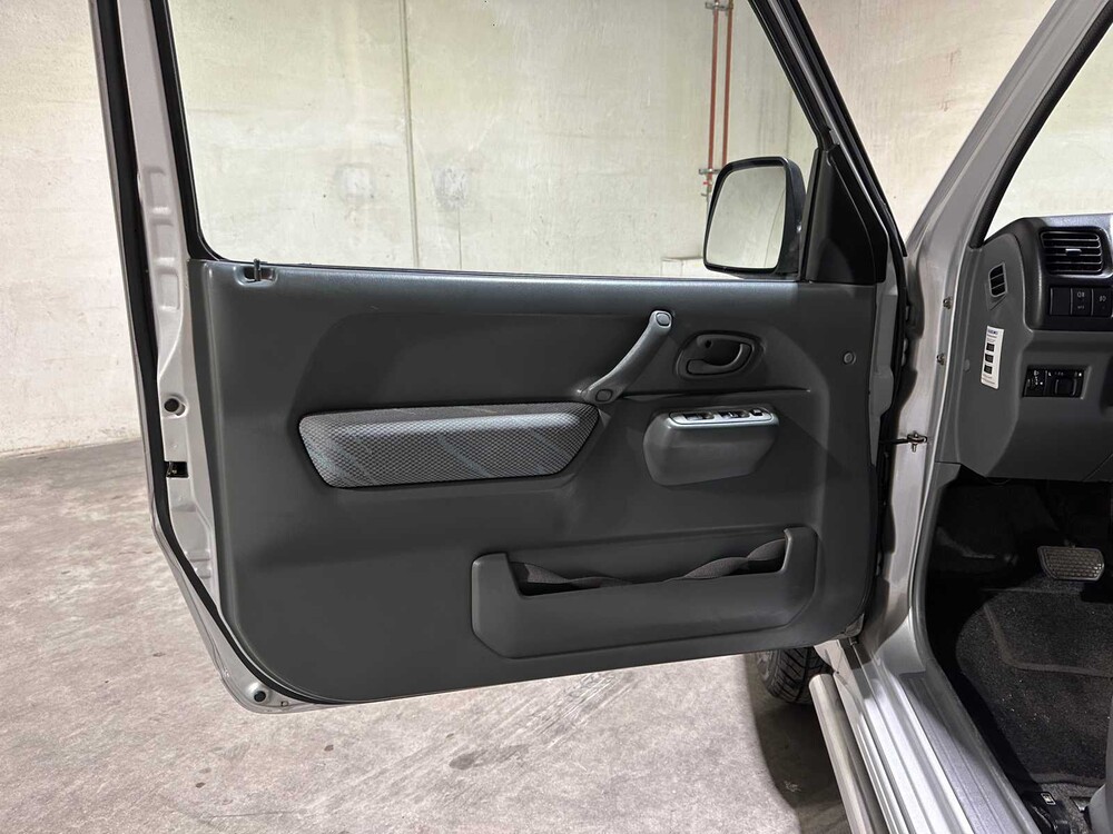 Suzuki Jimny 1.3 JLX 4x4 80pk 2002, 77-HV-SP