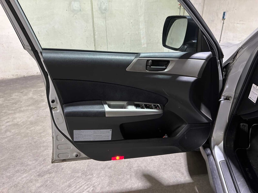 Subaru Forester 2.0 X Comfort 150pk 2011, 01-NXB-9