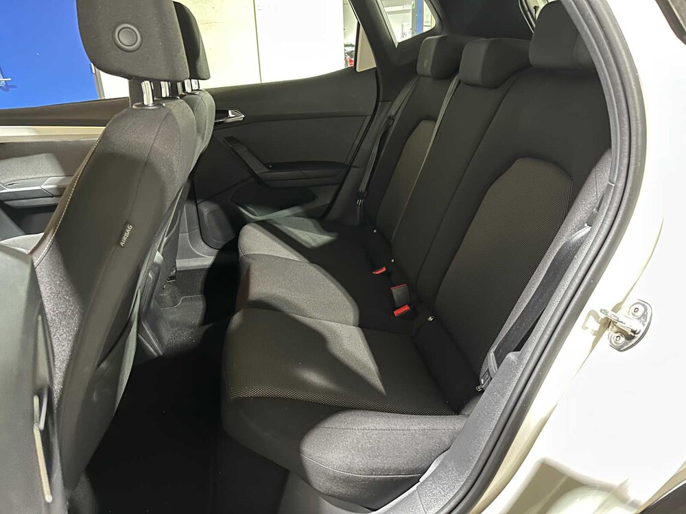 SEAT Arona 1.6 TDI Xcellence Business Intense 95pk 2018, SK-696-G