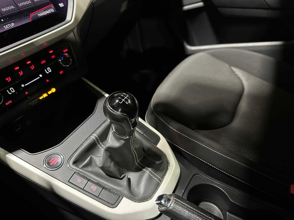 SEAT Arona 1.6 TDI Xcellence Business Intense 95pk 2018, SK-696-G