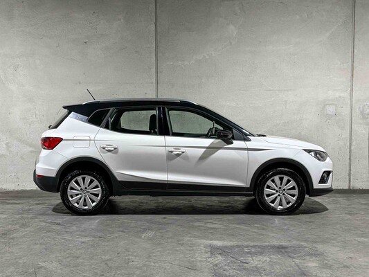 SEAT Arona 1.6 TDI Xcellence Business Intense 95pk 2018, SK-696-G