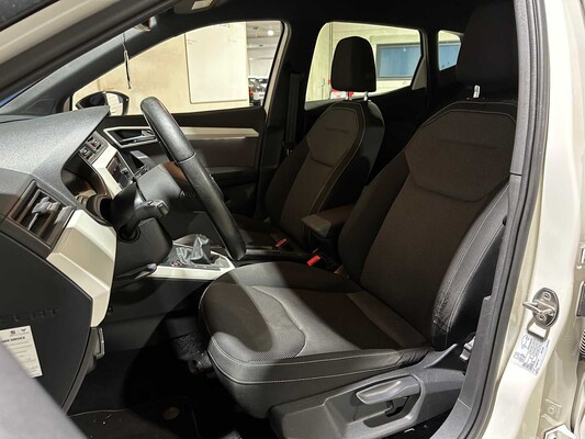 SEAT Arona 1.6 TDI Xcellence Business Intense 95pk 2018, SK-696-G