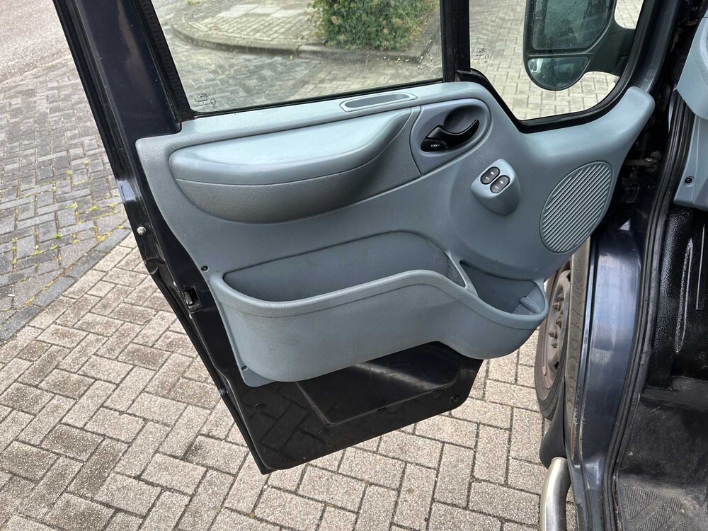 Ford Transit 280M 2.2 TDCI SHD DC 116pk 2009, 6-VFR-47 Bedrijfswagen Youngtimer