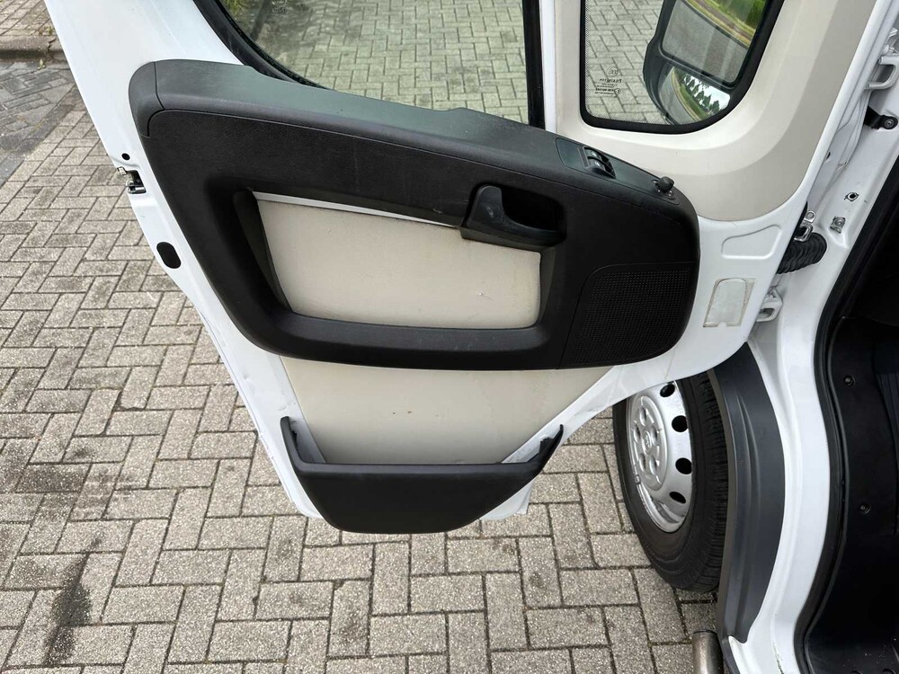 Fiat Ducato 35H KIPPER 2.3 MultiJet DC 7-persoons 131pk 2016, VS-739-X Bedrijfswagen