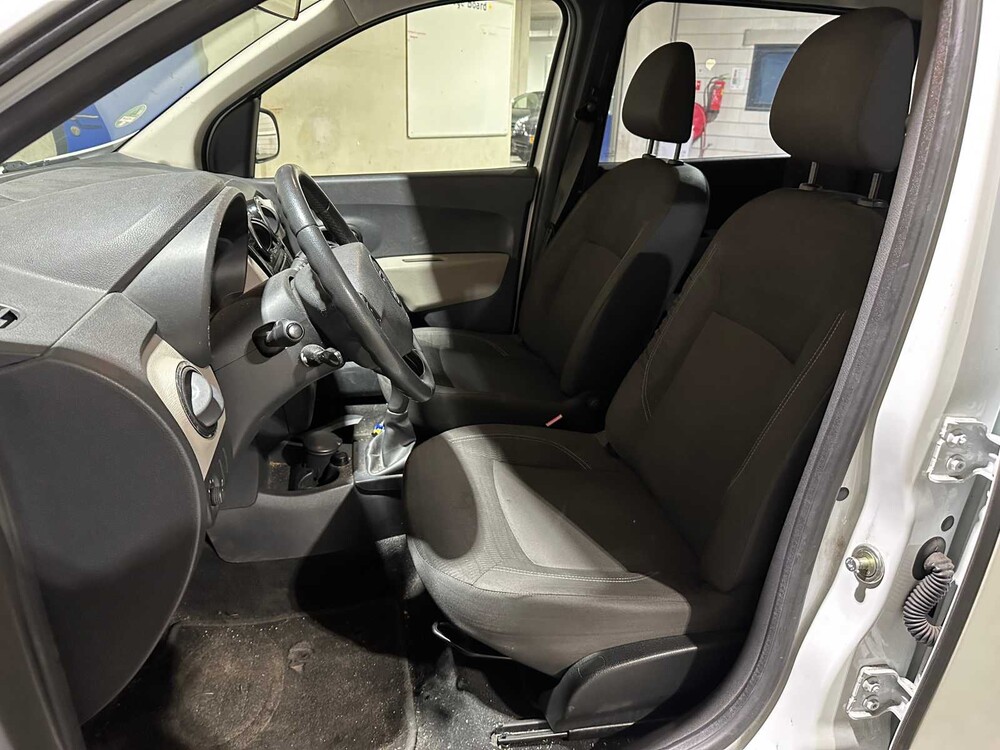 Dacia Lodgy 1.2 TCe Prestige 7-Persoons 116pk 2013, 4-KGD-46