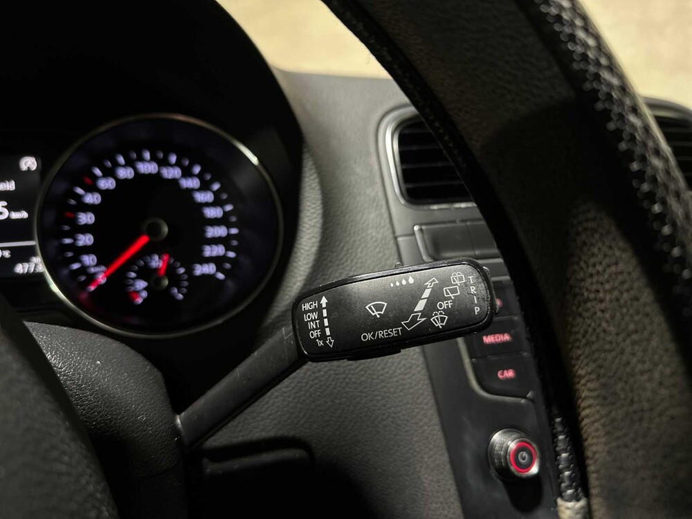 Volkswagen Polo 1.2 TSI Comfortline 90pk 2016, J-776-VR