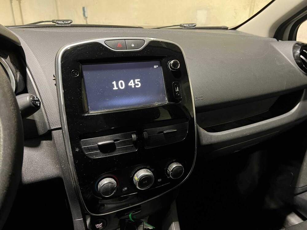 Renault Clio 0.9 TCe Expression 90pk 2015, GZ-530-J