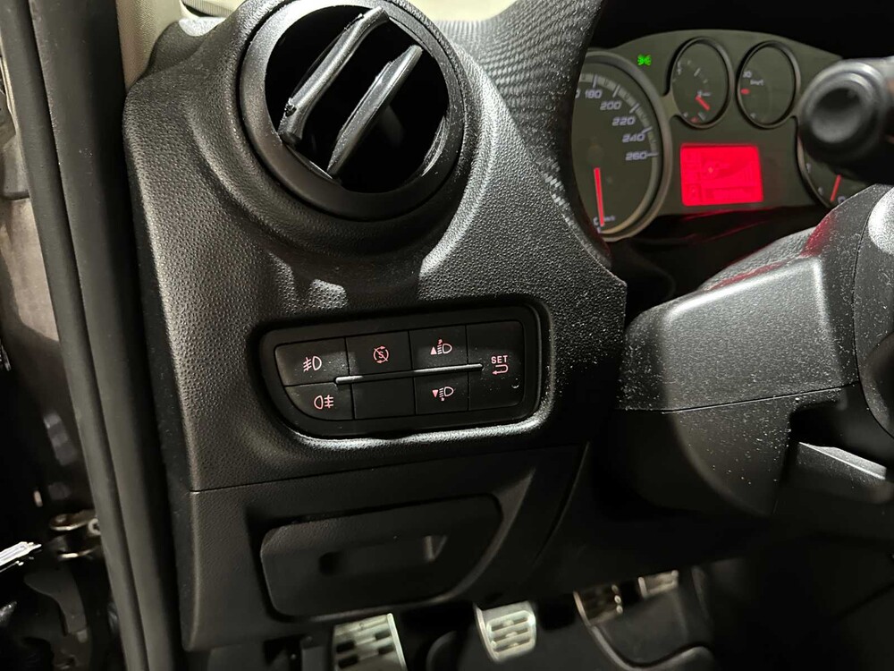 Alfa Romeo MiTo 0.9 Twin Air Esclusivo 101pk 2014, 6-XST-86