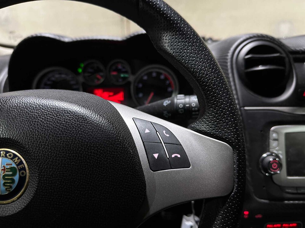 Alfa Romeo MiTo 0.9 Twin Air Esclusivo 101pk 2014, 6-XST-86