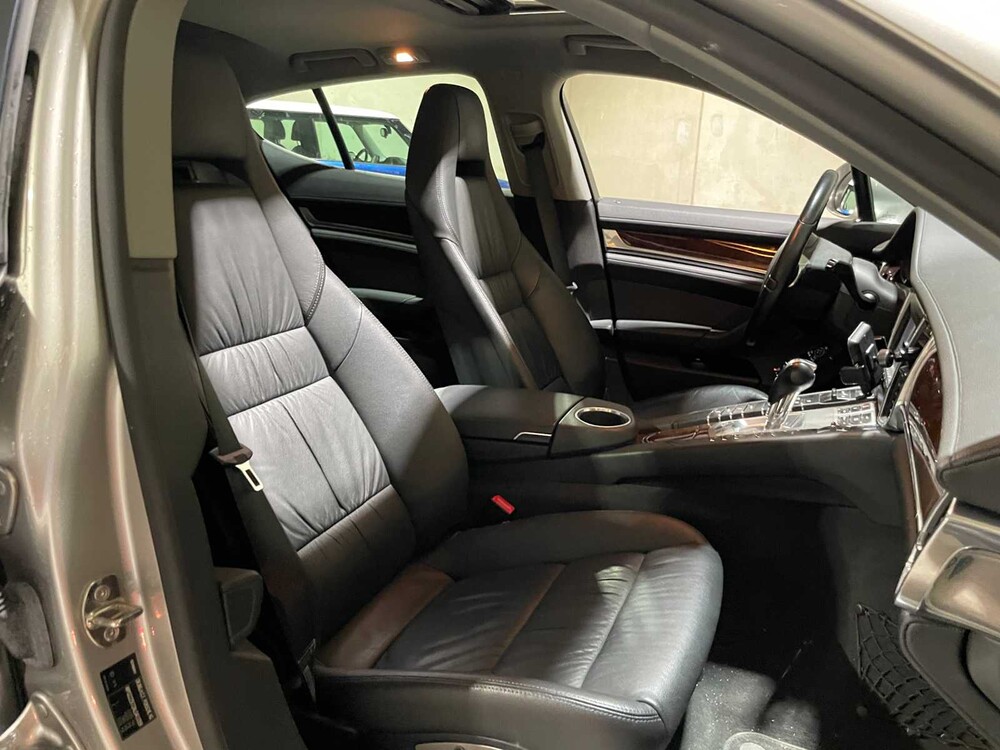 Porsche Panamera 4S 4.8 V8 400pk 2009, GRF-24-R Youngtimer