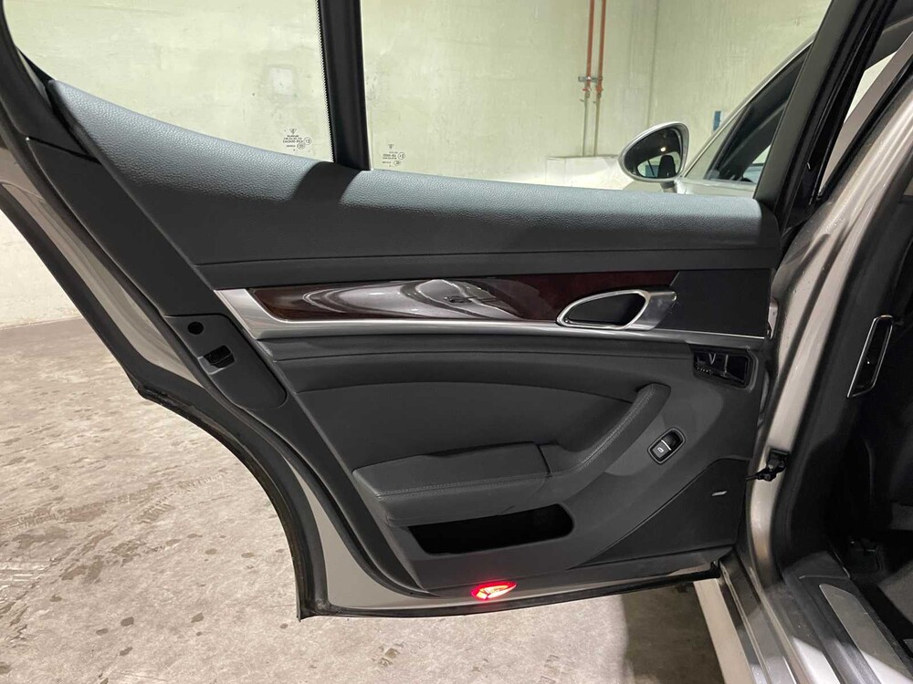 Porsche Panamera 4S 4.8 V8 400pk 2009, GRF-24-R Youngtimer