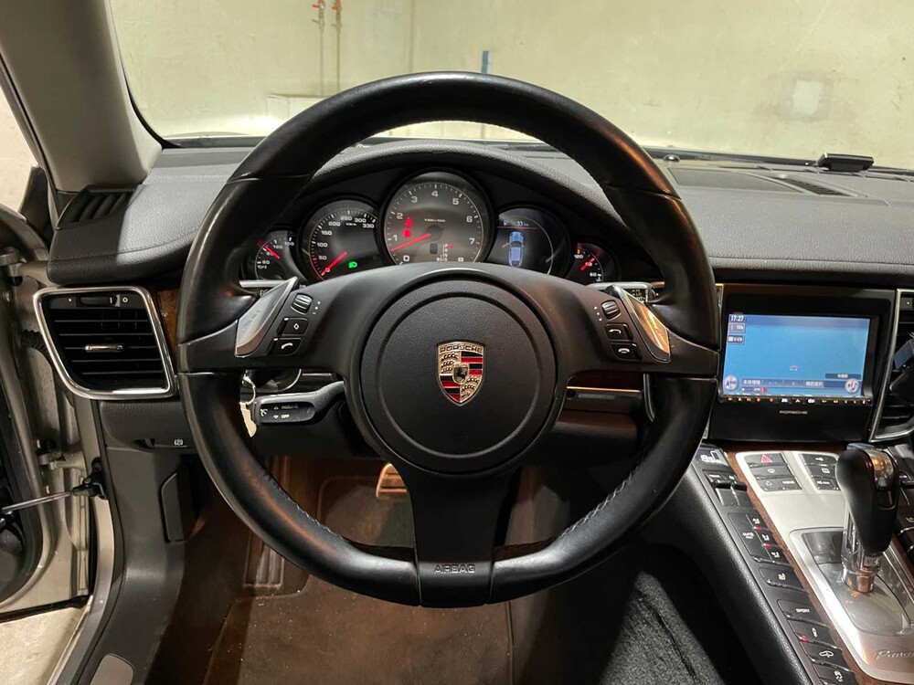 Porsche Panamera 4S 4.8 V8 400pk 2009, GRF-24-R Youngtimer