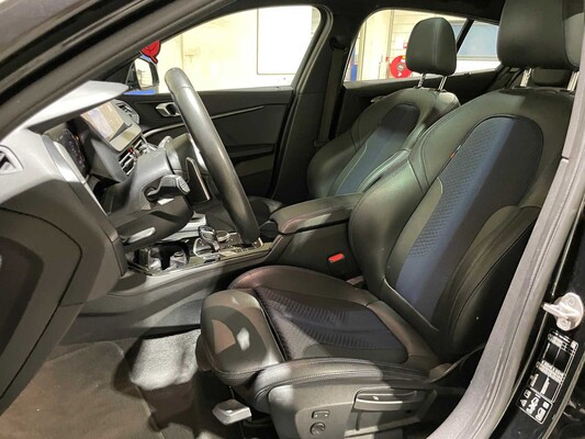 BMW M135i xDrive High Executive 306hp 2020 1-Series F40, P-072-PH