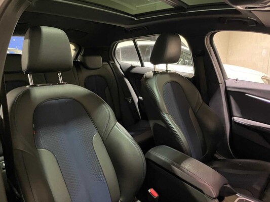 BMW M135i xDrive High Executive 306hp 2020 1-Series F40, P-072-PH
