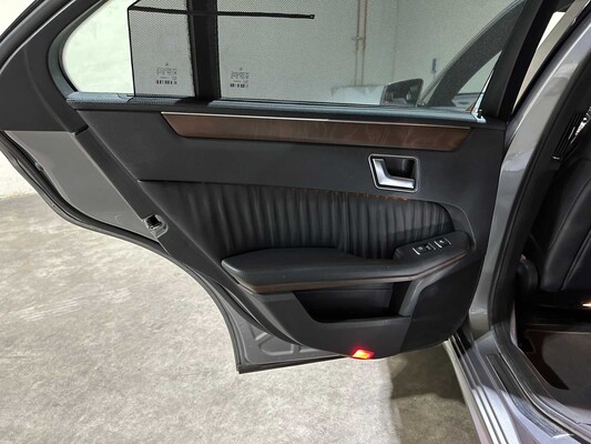Mercedes-Benz E500 AMG 4.6 V8 Edition Sport 4Matic 408hp 2011 E-class, 83-XFS-9