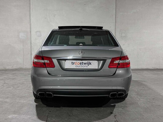 Mercedes-Benz E500 AMG 4.6 V8 Edition Sport 4Matic 408hp 2011 E-class, 83-XFS-9