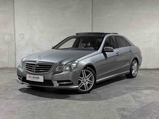 Luxury, sports and classic cars in Tiel