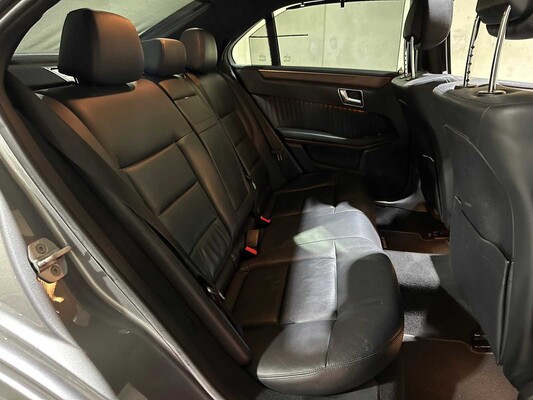 Mercedes-Benz E500 AMG 4.6 V8 Edition Sport 4Matic 408hp 2011 E-class, 83-XFS-9
