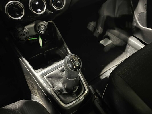 Suzuki Swift 1.2 Style Smart Hybrid 90hp 2020, H-005-RR