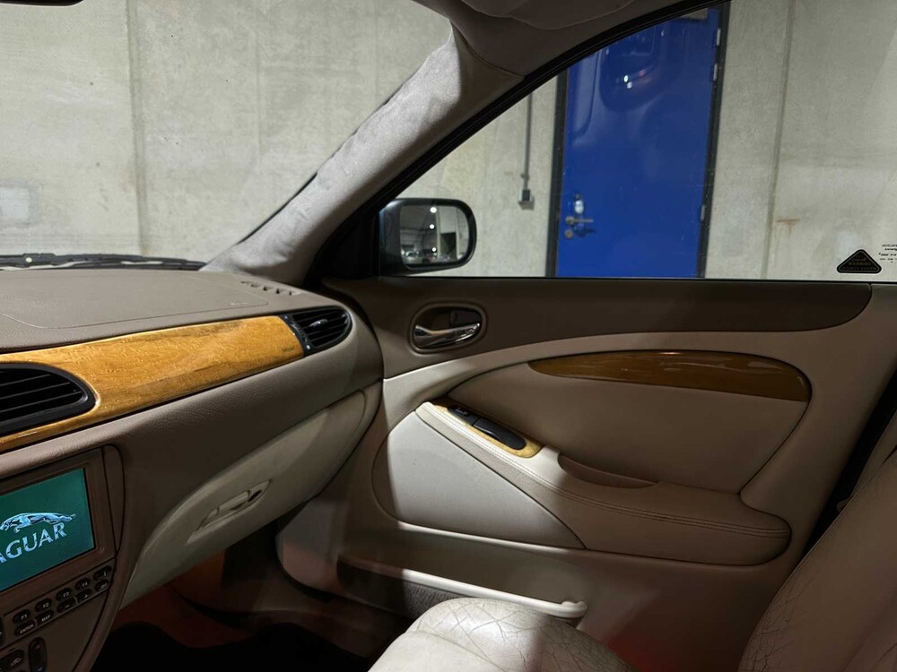 Jaguar S-Type 4.0 V8 276PS 1999, ZG-BZ-61