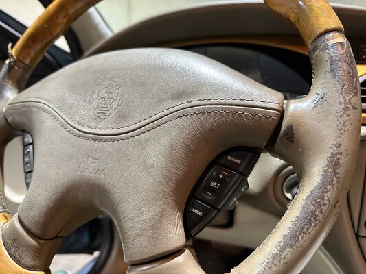 Jaguar S-type 4.0 V8 276hp 1999, ZG-BZ-61
