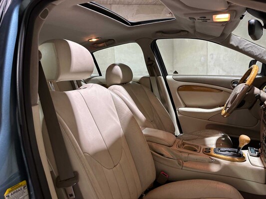 Jaguar S-type 4.0 V8 276hp 1999, ZG-BZ-61