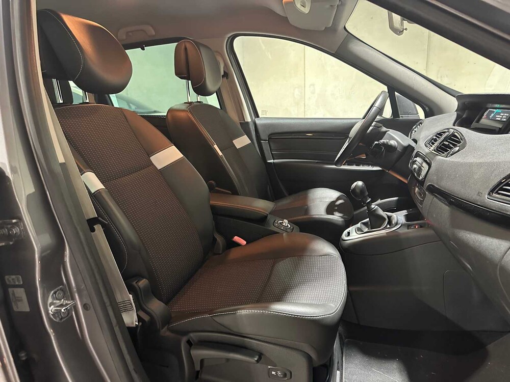 Renault Grand Scénic 1.2 TCe Privilege 7p 116PS 2013, 5-XJG-35
