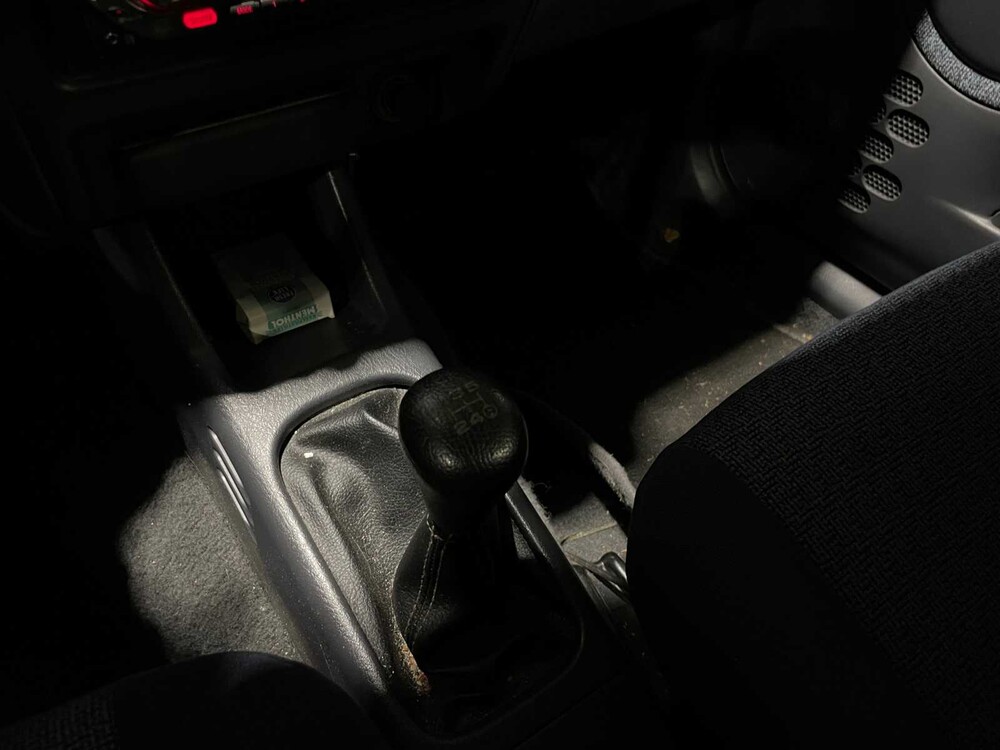 Daihatsu Terios 1.3 SXE 86PS 2001, 56-HB-RD