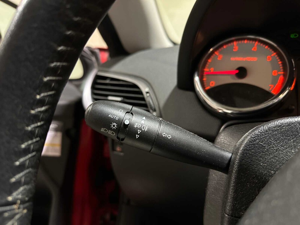 Peugeot 207 CC 1.6 VTi 120PS 2007 Cabrio, 51-XZ-KZ