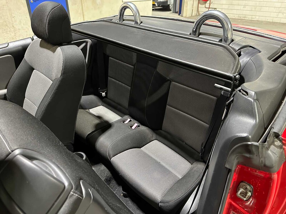 Peugeot 207 CC 1.6 VTi 120PS 2007 Cabrio, 51-XZ-KZ