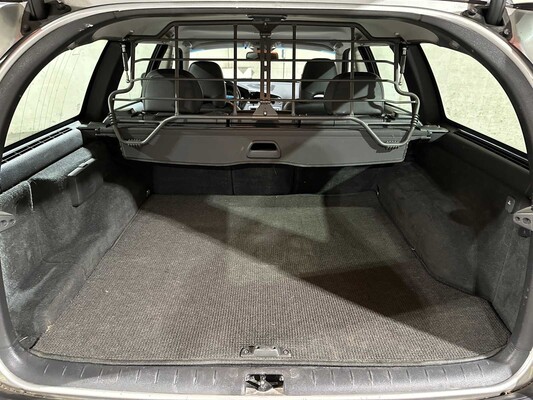 Volvo XC70 2.5 T Momentum 209hp 2006, 84-TK-VN