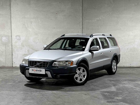 Volvo XC70 2.5 T Momentum 209hp 2006, 84-TK-VN