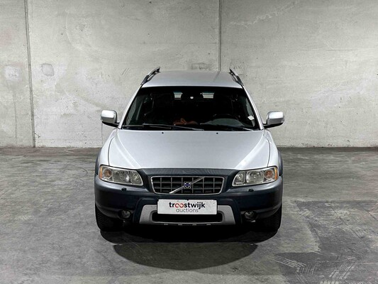 Volvo XC70 2.5 T Momentum 209hp 2006, 84-TK-VN