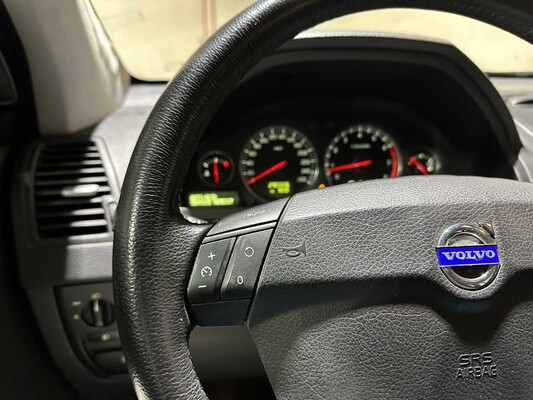 Volvo XC90 2.5 T Summum 209hp 2005, 61-PV-JB Youngtimer